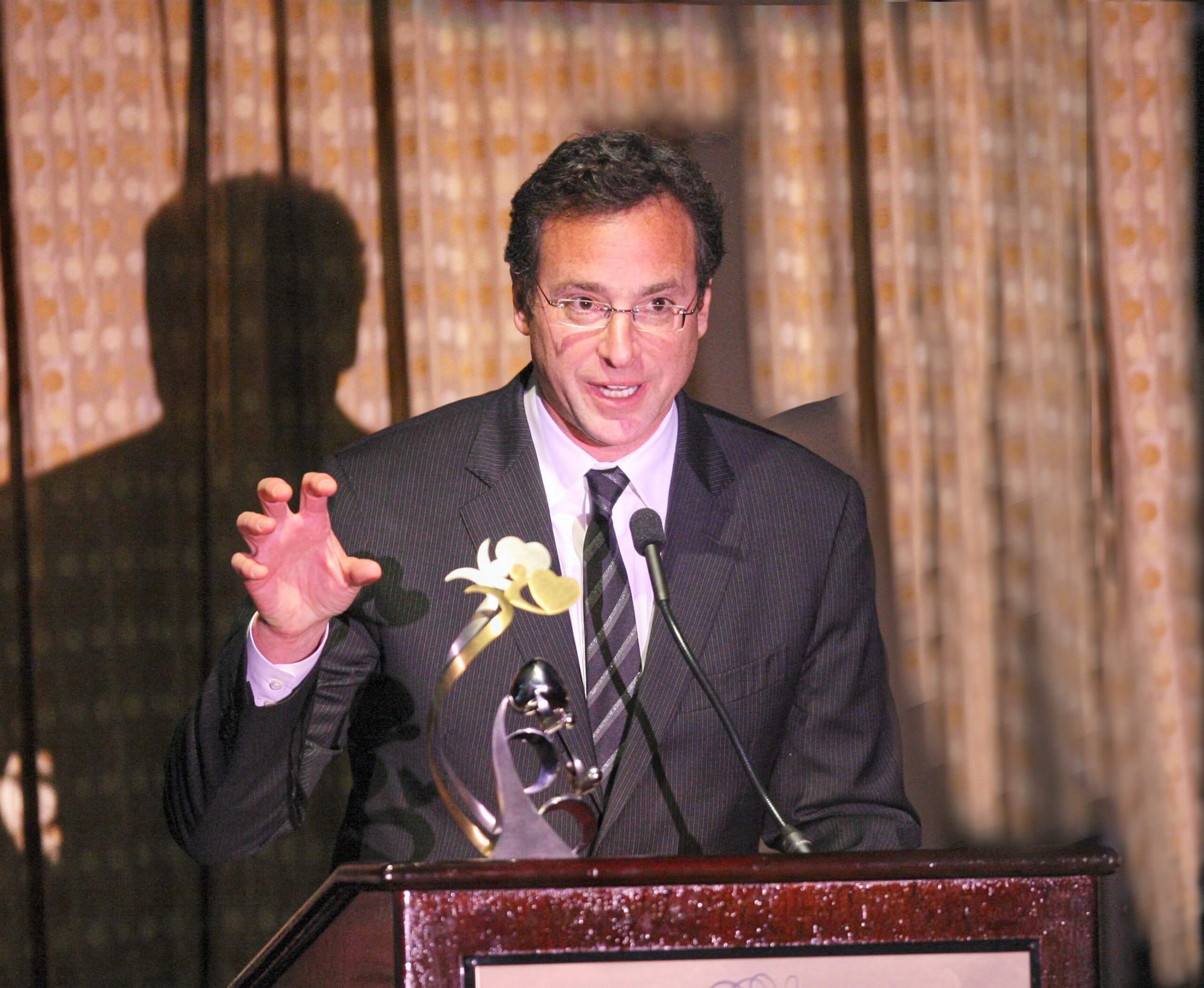 Bob Saget giving his acceptance speech